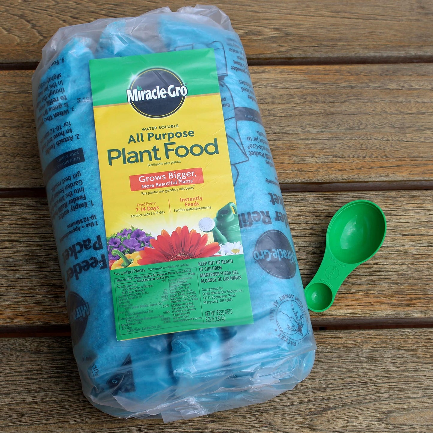 Miracle-Gro Water Soluble All Purpose Plant Food, Fertilizer for Indoor or Outdoor Flowers, Vegetables or Trees, 10 lbs.